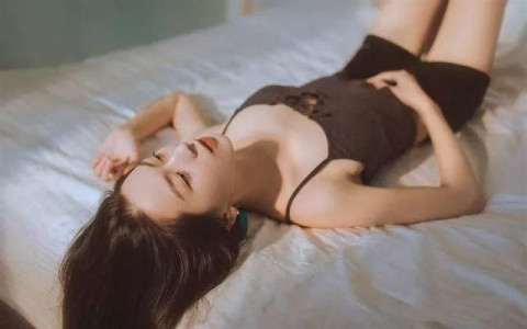女友生气了如何哄 才有诚意