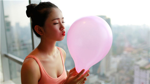 如何给女友安全感？让她可以彻底信赖你