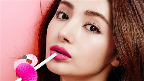 女朋友生气了该如何解决 怎么样哄女朋友高兴