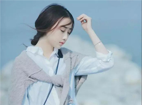 和女孩告白失败如何解决，和女孩告白失败后如何解决尴尬呢