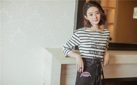 怎么样与女孩聊天不会冷场的话题，如何可以和女孩聊天不尴尬