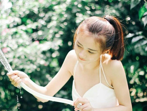 刚加女孩微信如何聊，泡妞微信聊天记录