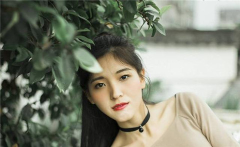 怎么样找到适合的话题和方法来和喜欢的女孩聊天