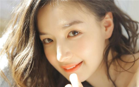 喜欢中年女性如何追她？