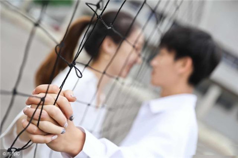 给初恋的对象写的一封信500字