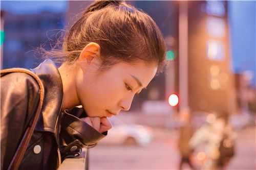 和女孩第一次见面的10大忌讳！