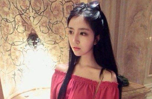 超级皮的聊天套路，学起来套路女孩吧