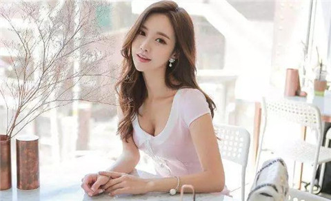 女孩说谢谢你如何回复？拉近距离的办法认识一下
