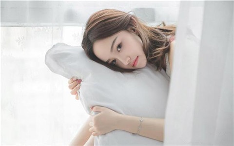女友出轨心里没办法释怀如何解决 女友出轨了我非常爱她如何解决