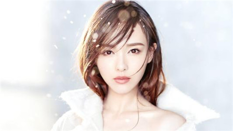 网恋该怎么样聊天？3个方法让女孩心里想你！