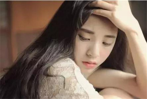 太晚回家女友生气了如何哄她