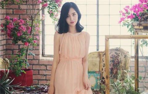 怎么样通过聊天让女孩高兴？