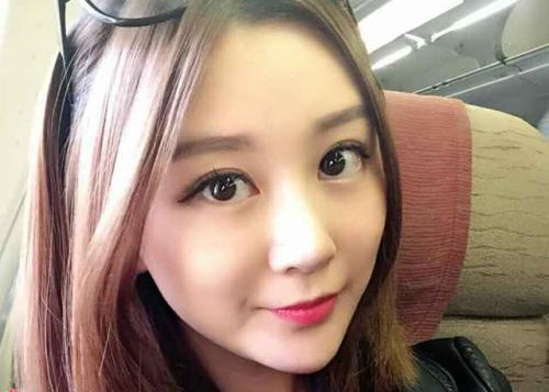 惹女生生气了如何哄女生高兴