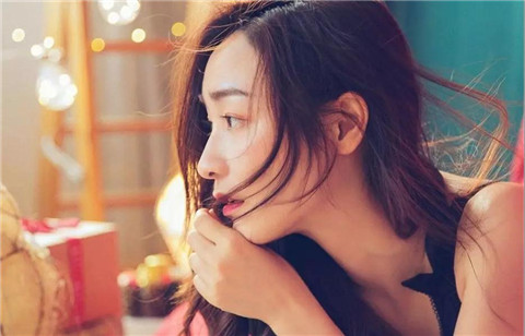 相亲女孩说做朋友你还追吗？需视状况而定