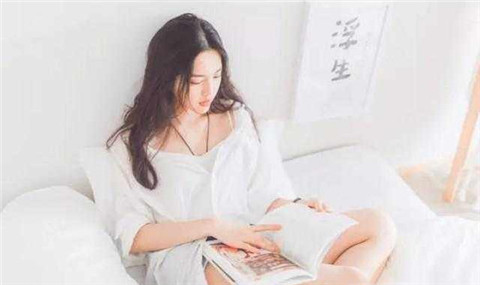 跟女友亲嘴儿他生气了如何哄