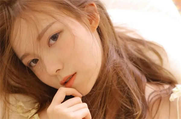 女孩聊天一直敷衍你如何解决？ 为何女孩聊天非常敷衍