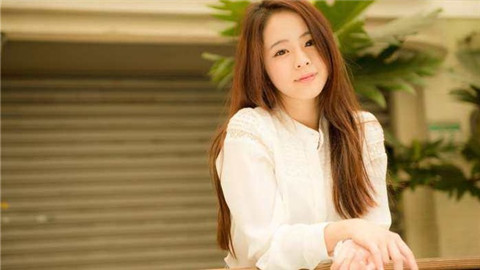 追求女孩的时候聊天没话题，怎么样摆脱尬聊？