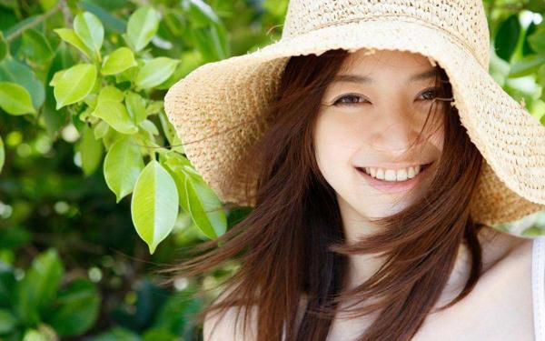 怎么样和一个刚认识的女孩聊天 如何跟女孩聊天才能聊出感情