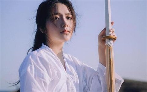 女孩说尬聊的意思是？怎么样防止尬聊