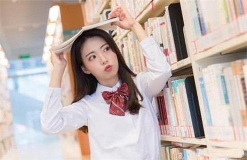 第一次泡妞子的幽默短信