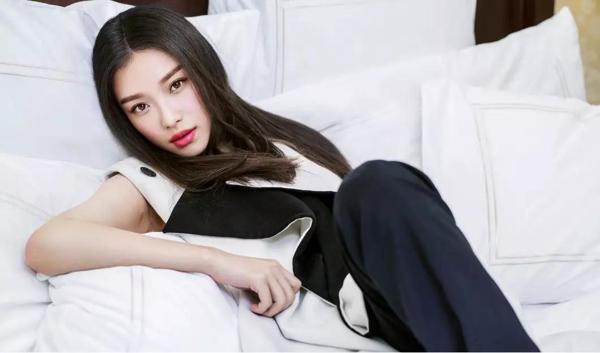 忽然开始生气了如何哄女友
