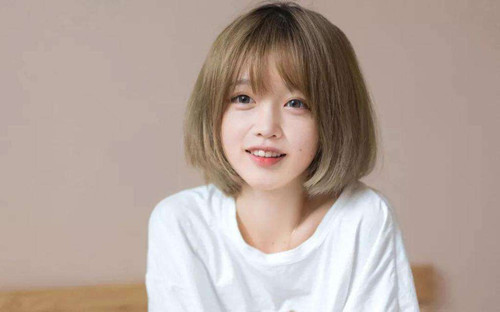 追女孩需不需要天天聊天？假如不天天聊如何保持熟知度？