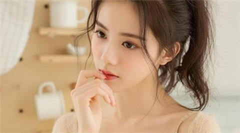 第一次微信交流：怎么样吸引新认识女生的注意