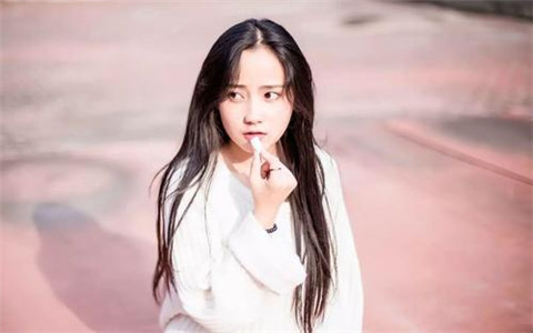 微信聊天新方法：轻松搭讪开场白，与女孩飞速打造联系！