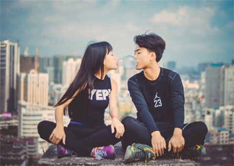 把男友心伤透了还可以挽回吗 失去信赖后还能修复男朋友的心吗?