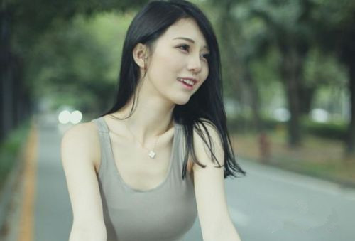 聊天时女孩对你忽冷忽热是哪些原因？该怎么样逆转？