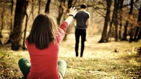 女孩怎么样维持感情中的主动地位？