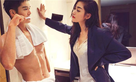 女生发聊天说明什么？难道是在暗恋我