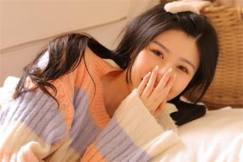 晚上跟女孩聊天，怎么样打破僵局？