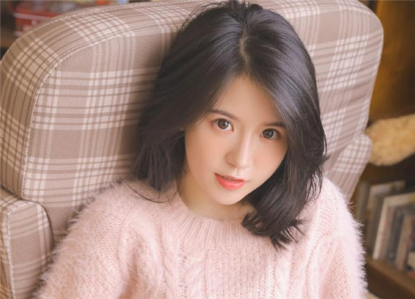和女生首次交流如何引入话题 第一次与女生对话的话题引导方法
