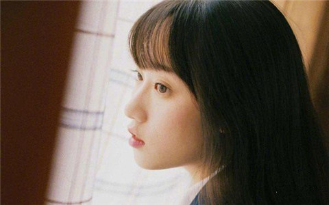 如何试探她爱不爱你 女孩爱上你的表现