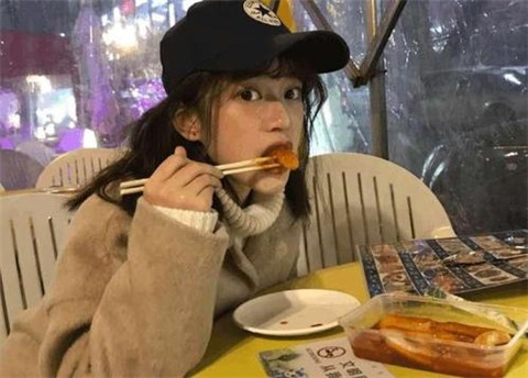 恋爱时重视人品还是颜值 谈恋爱人品要紧还是颜值要紧