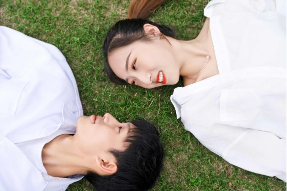 是零零后的个性又非常霸道的说说 零零后发圈非常有个性的文案
