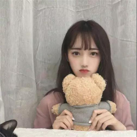 聊天止于呵呵的意思是，女孩发呵呵如何回复她