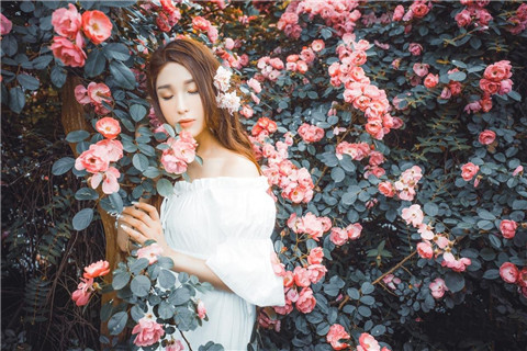 喜欢一个女生怕她不喜欢自己？推荐一下感受和怎么看