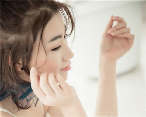 如何让女朋友主动提复合 让女朋友主动提复合的办法
