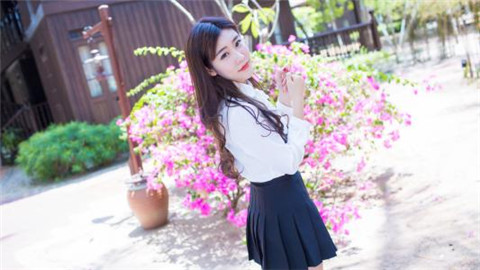 相亲没见面先聊微信，该怎么样开场才能迅速吸引女孩？