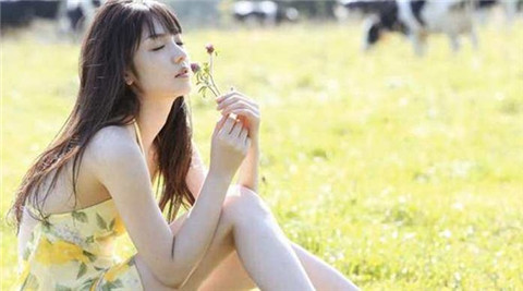 太想念一个人心里难受如何解决？掌握这几招，让思念化作温顺的力量