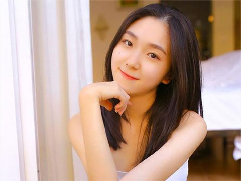偶尔不给女友购物她就生气如何解决？