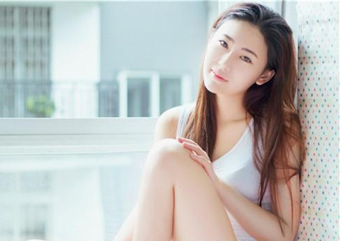 女生叫你追她的暗示，女生叫你追她的8个暗示微信