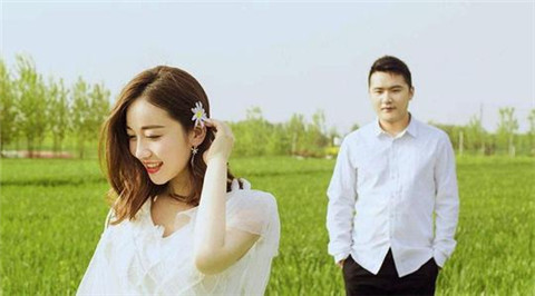 女孩问我喜欢她的原因如何回答