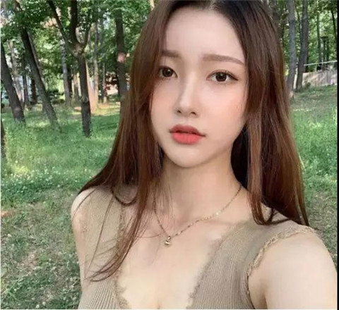 如何追女孩不让她反感，如何去追一个女孩又不让她心烦