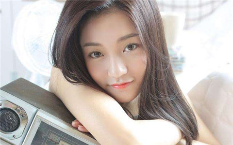 女孩说刚洗完澡如何回复听你的话